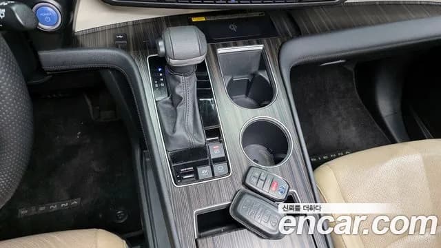 2023 Toyota Sienna 4th Gen 2.5 Hybrid AWD Sold VIN 5TDGSKFC8PS082606 – photo 20 2023 Toyota Sienna 4th Gen 2.5 Hybrid AWD Sold VIN 5TDGSKFC8PS082606 – photo 20