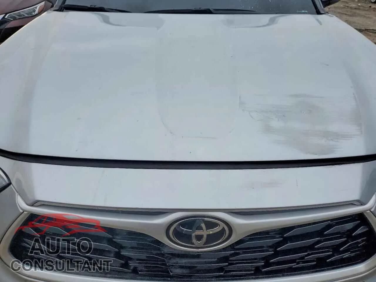 2021 TOYOTA HIGHLANDER Used VIN 5TDGZRBH2MS081968 – photo 12 2021 TOYOTA HIGHLANDER Used VIN 5TDGZRBH2MS081968 – photo 12