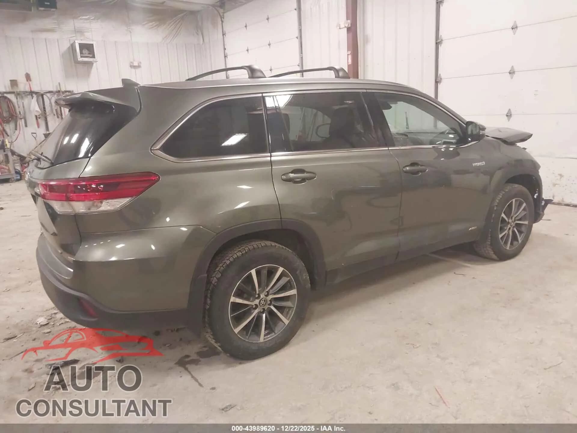 2019 TOYOTA HIGHLANDER HYBRID Damaged VIN 5TDJGRFHXKS075340 – dashboard 2019 TOYOTA HIGHLANDER HYBRID Damaged VIN 5TDJGRFHXKS075340 – dashboard
