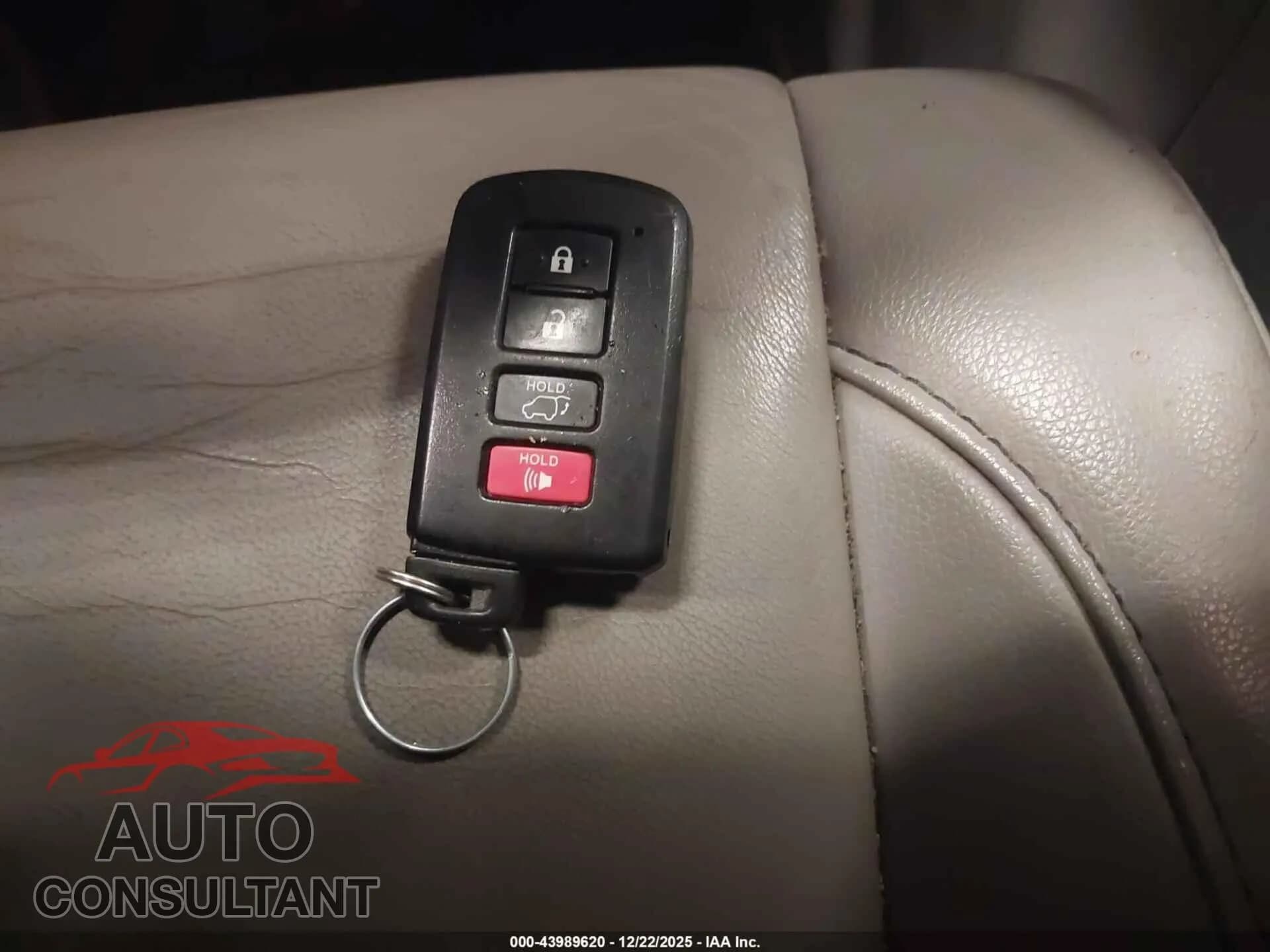 2019 TOYOTA HIGHLANDER HYBRID Damaged VIN 5TDJGRFHXKS075340 – photo 11 2019 TOYOTA HIGHLANDER HYBRID Damaged VIN 5TDJGRFHXKS075340 – photo 11