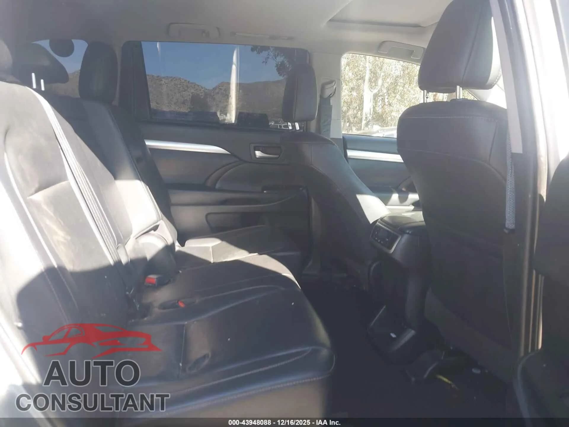 2019 TOYOTA HIGHLANDER Damaged VIN 5TDKZRFH8KS307948 – undercarriage 2019 TOYOTA HIGHLANDER Damaged VIN 5TDKZRFH8KS307948 – undercarriage