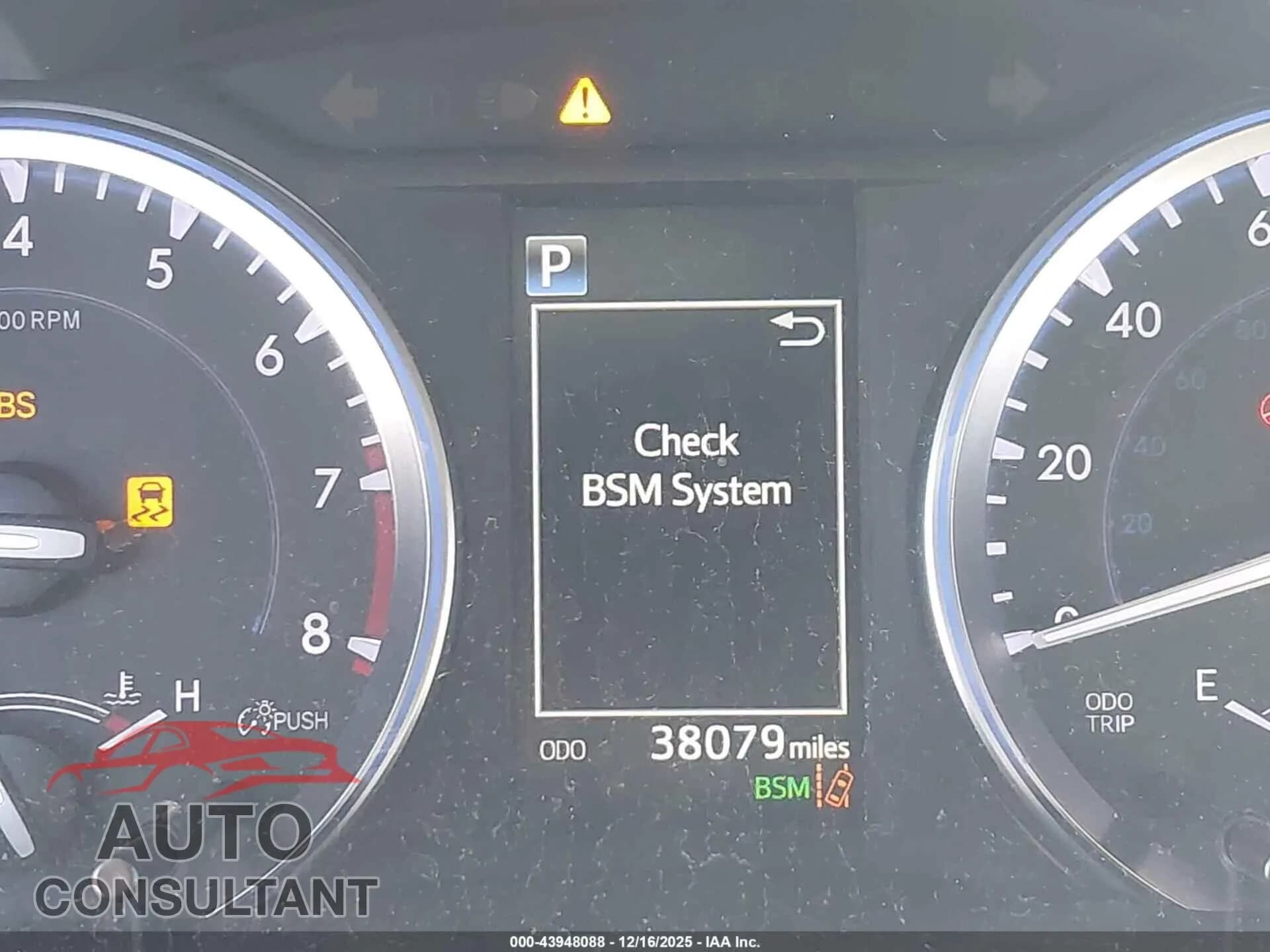 2019 TOYOTA HIGHLANDER Damaged VIN 5TDKZRFH8KS307948 – photo 16 2019 TOYOTA HIGHLANDER Damaged VIN 5TDKZRFH8KS307948 – photo 16