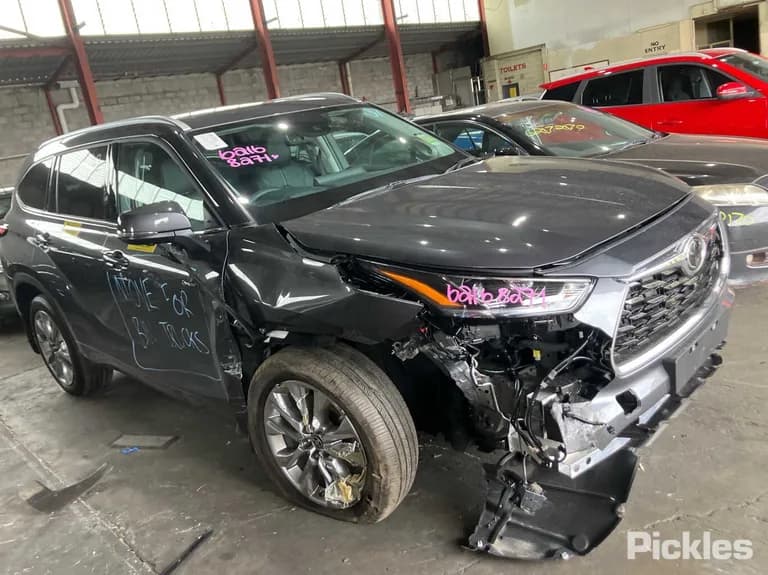 2025 Toyota Kluger Used VIN 5TDLB3CH30S681083 – side profile 2025 Toyota Kluger Used VIN 5TDLB3CH30S681083 – side profile