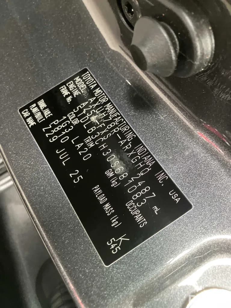 2025 Toyota Kluger Used VIN 5TDLB3CH30S681083 – interior seats 2025 Toyota Kluger Used VIN 5TDLB3CH30S681083 – interior seats