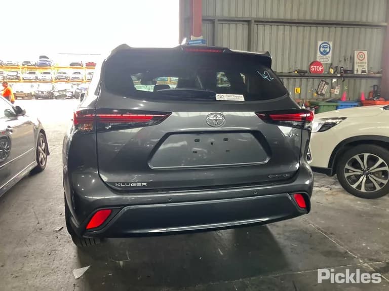 2025 Toyota Kluger Used VIN 5TDLB3CH30S681083 – photo 22 2025 Toyota Kluger Used VIN 5TDLB3CH30S681083 – photo 22