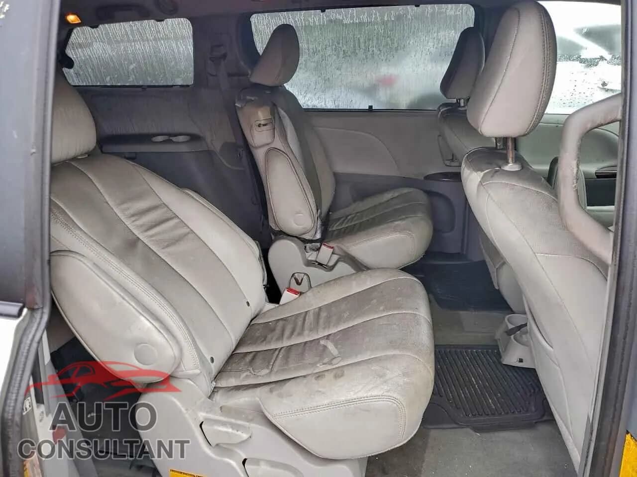 2014 TOYOTA All Models Damaged VIN 5TDYK3DCXES424485 – odometer reading 2014 TOYOTA All Models Damaged VIN 5TDYK3DCXES424485 – odometer reading