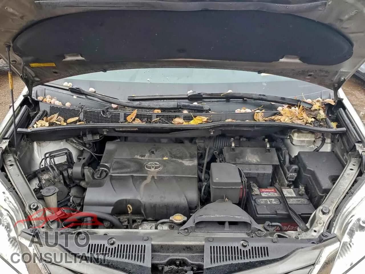 2014 TOYOTA All Models Damaged VIN 5TDYK3DCXES424485 – photo 11 2014 TOYOTA All Models Damaged VIN 5TDYK3DCXES424485 – photo 11