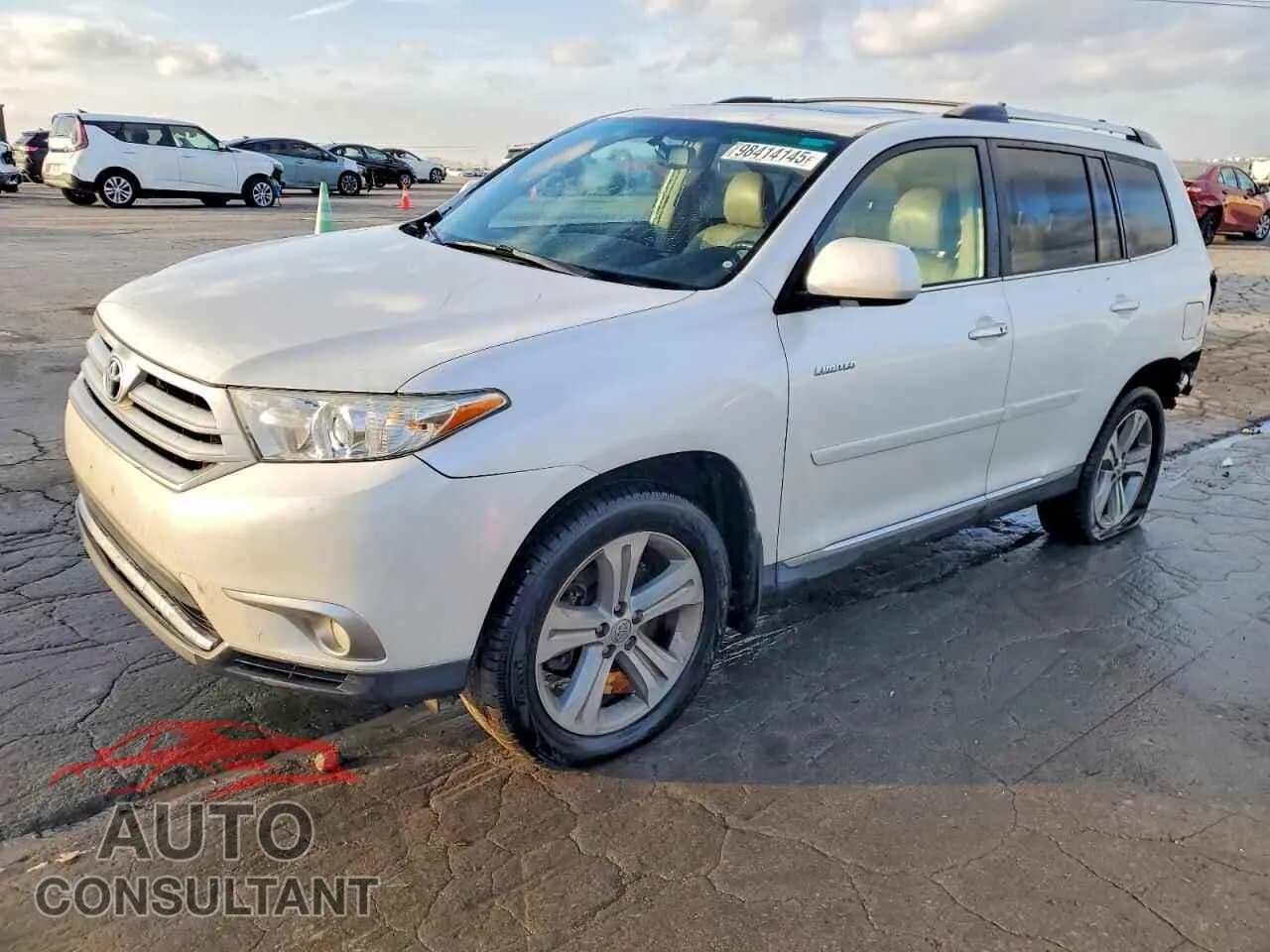 2011 TOYOTA HIGHLANDER Damaged VIN 5TDYK3EH5BS048588 – front exterior 2011 TOYOTA HIGHLANDER Damaged VIN 5TDYK3EH5BS048588 – front exterior