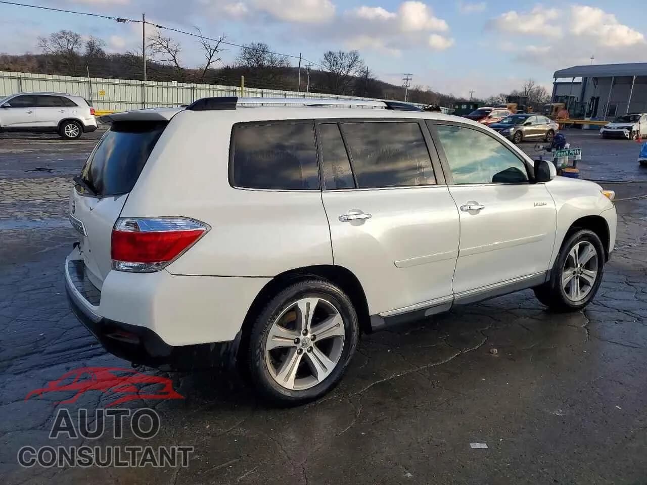 2011 TOYOTA HIGHLANDER Damaged VIN 5TDYK3EH5BS048588 – side profile 2011 TOYOTA HIGHLANDER Damaged VIN 5TDYK3EH5BS048588 – side profile