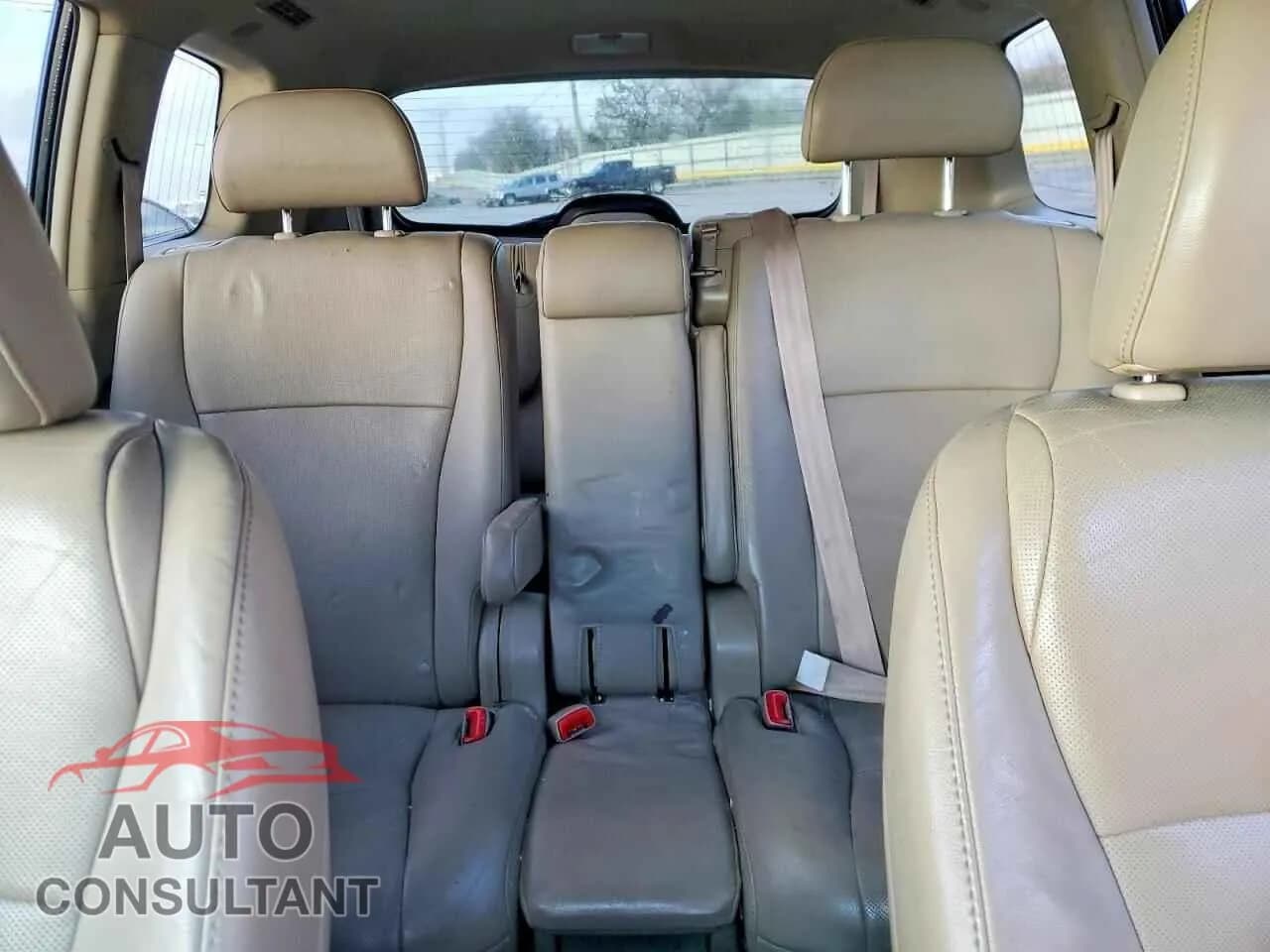 2011 TOYOTA HIGHLANDER Damaged VIN 5TDYK3EH5BS048588 – odometer reading 2011 TOYOTA HIGHLANDER Damaged VIN 5TDYK3EH5BS048588 – odometer reading