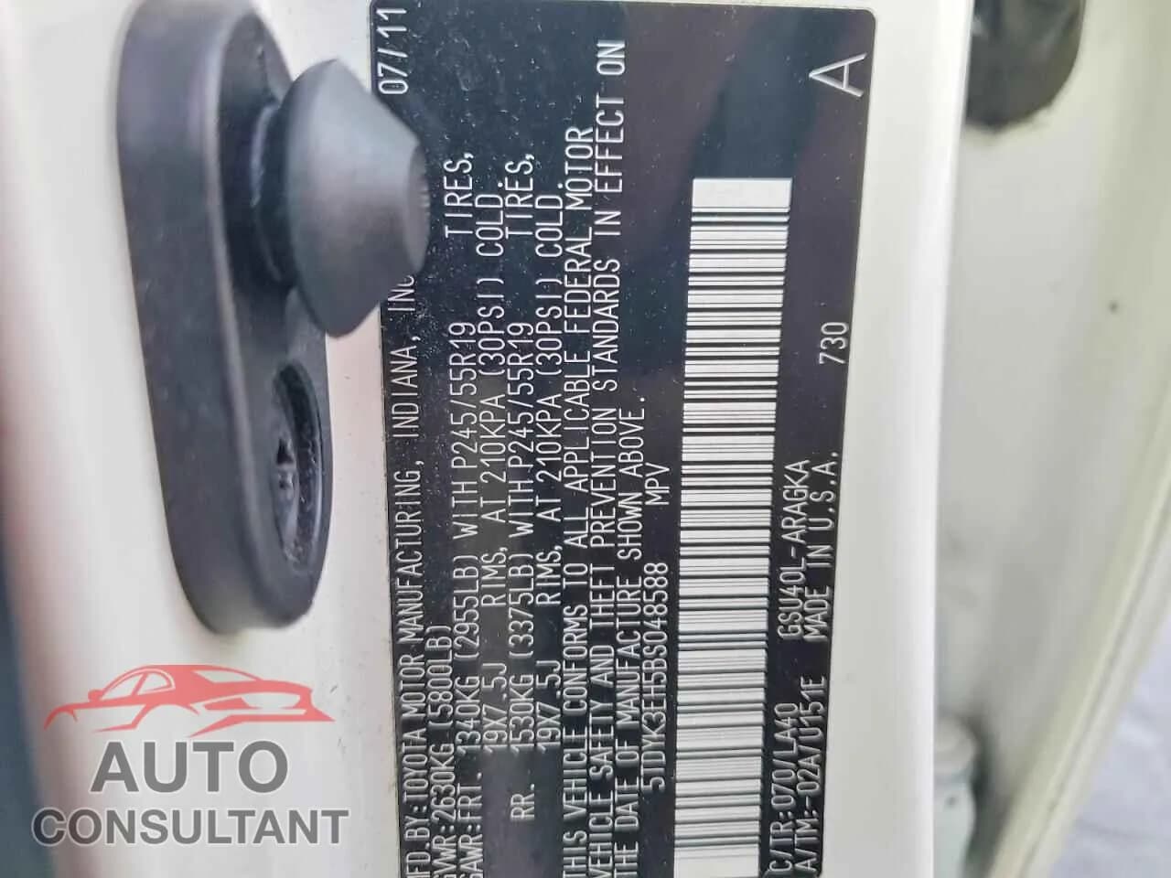 2011 TOYOTA HIGHLANDER Damaged VIN 5TDYK3EH5BS048588 – photo 14 2011 TOYOTA HIGHLANDER Damaged VIN 5TDYK3EH5BS048588 – photo 14