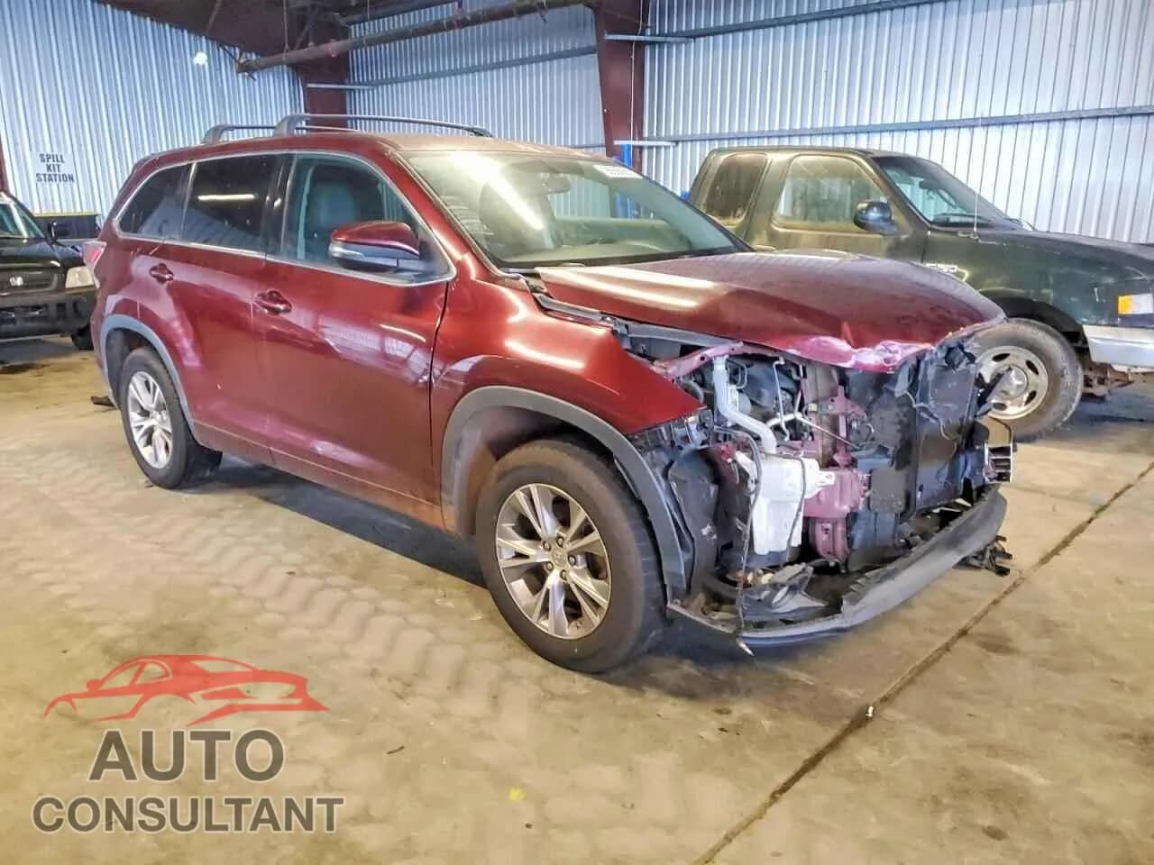 2015 TOYOTA HIGHLANDER Damaged VIN 5TDZKRFH4FS039568 – dashboard 2015 TOYOTA HIGHLANDER Damaged VIN 5TDZKRFH4FS039568 – dashboard