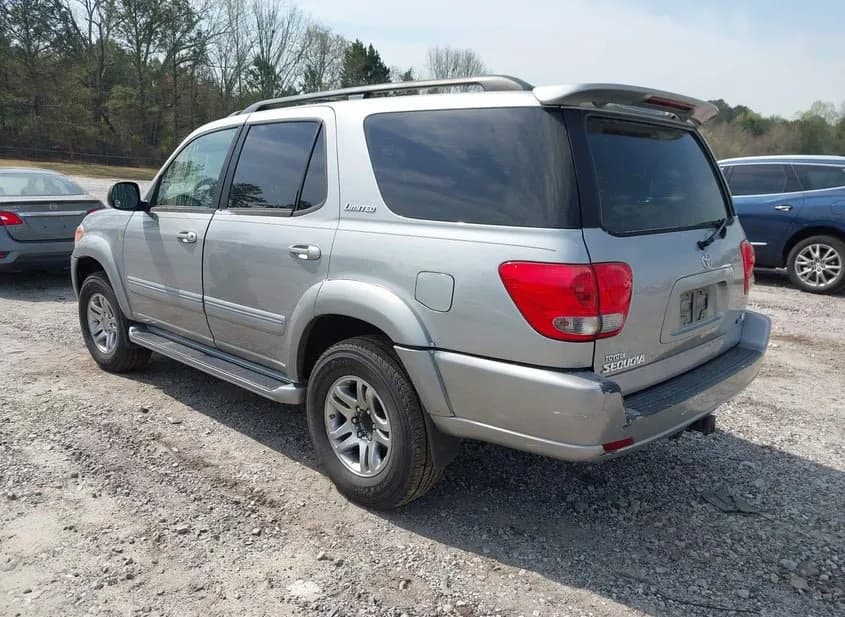 2005 TOYOTA Sequoia Used VIN 5TDZT38A35S260829 – rear exterior 2005 TOYOTA Sequoia Used VIN 5TDZT38A35S260829 – rear exterior