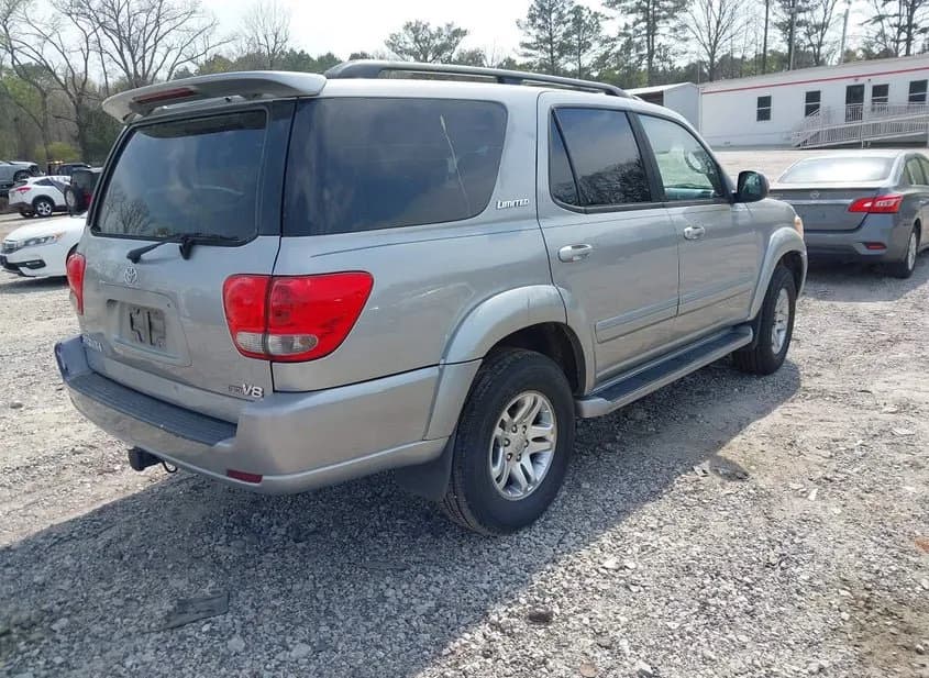 2005 TOYOTA Sequoia Used VIN 5TDZT38A35S260829 – interior seats 2005 TOYOTA Sequoia Used VIN 5TDZT38A35S260829 – interior seats