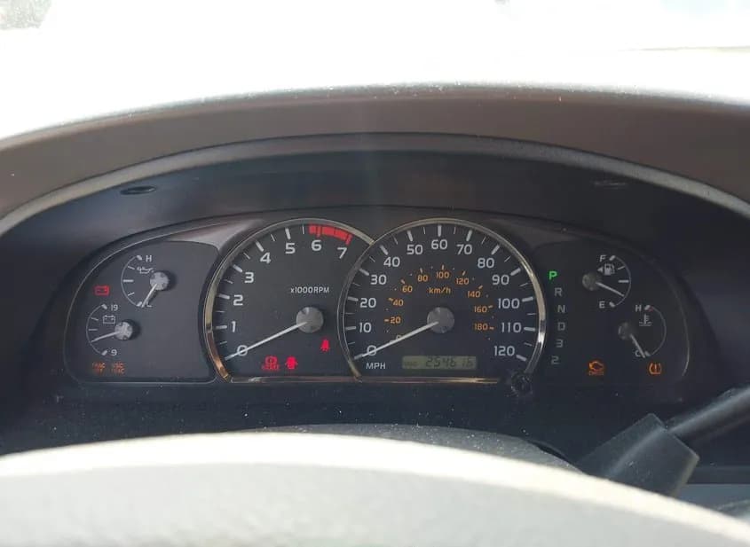 2005 TOYOTA Sequoia Used VIN 5TDZT38A35S260829 – exterior detail 2005 TOYOTA Sequoia Used VIN 5TDZT38A35S260829 – exterior detail
