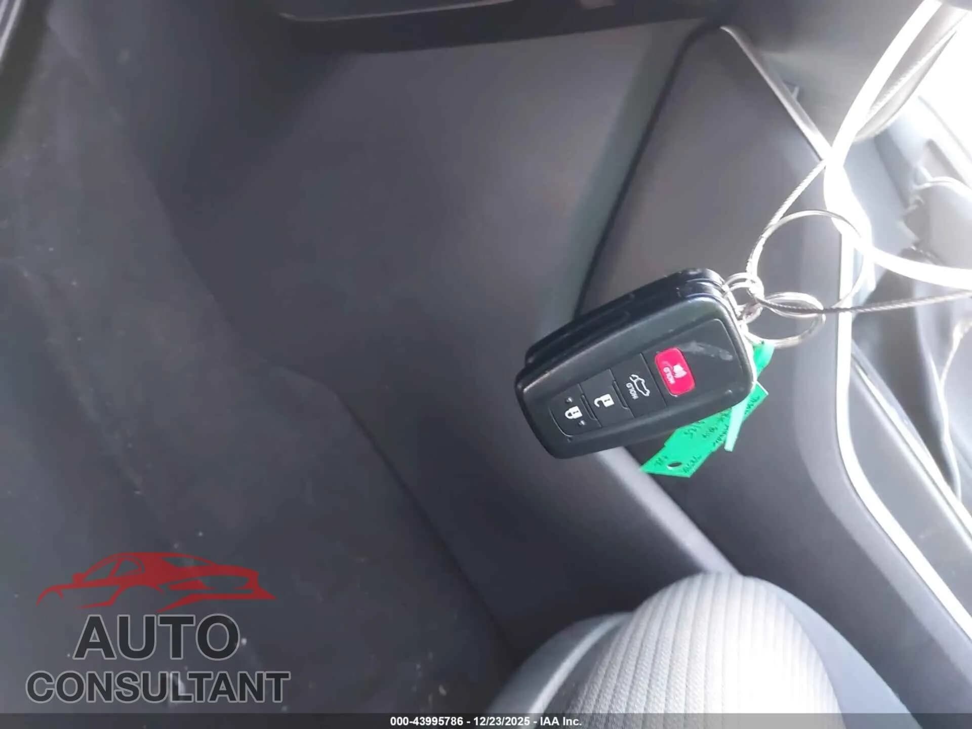 2021 TOYOTA HIGHLANDER Damaged VIN 5TDZZRAH8MS058625 – photo 11 2021 TOYOTA HIGHLANDER Damaged VIN 5TDZZRAH8MS058625 – photo 11