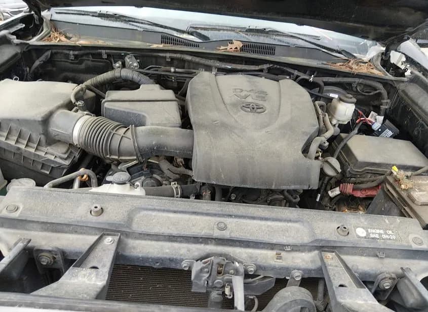 2017 TOYOTA Tacoma Used VIN 5TFCZ5AN4HX074003 – side profile 2017 TOYOTA Tacoma Used VIN 5TFCZ5AN4HX074003 – side profile