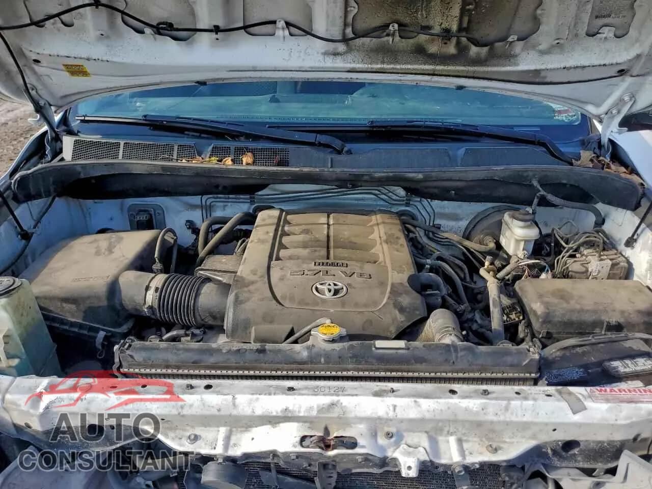 2011 TOYOTA TUNDRA Damaged VIN 5TFDW5F13BX179867 – photo 11 2011 TOYOTA TUNDRA Damaged VIN 5TFDW5F13BX179867 – photo 11