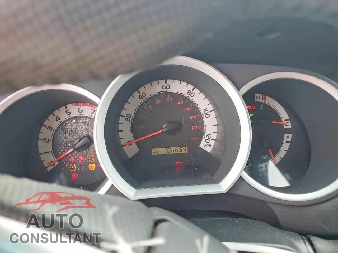 2014 TOYOTA TACOMA Damaged VIN 5TFJX4GN5EX031428 – trunk area 2014 TOYOTA TACOMA Damaged VIN 5TFJX4GN5EX031428 – trunk area