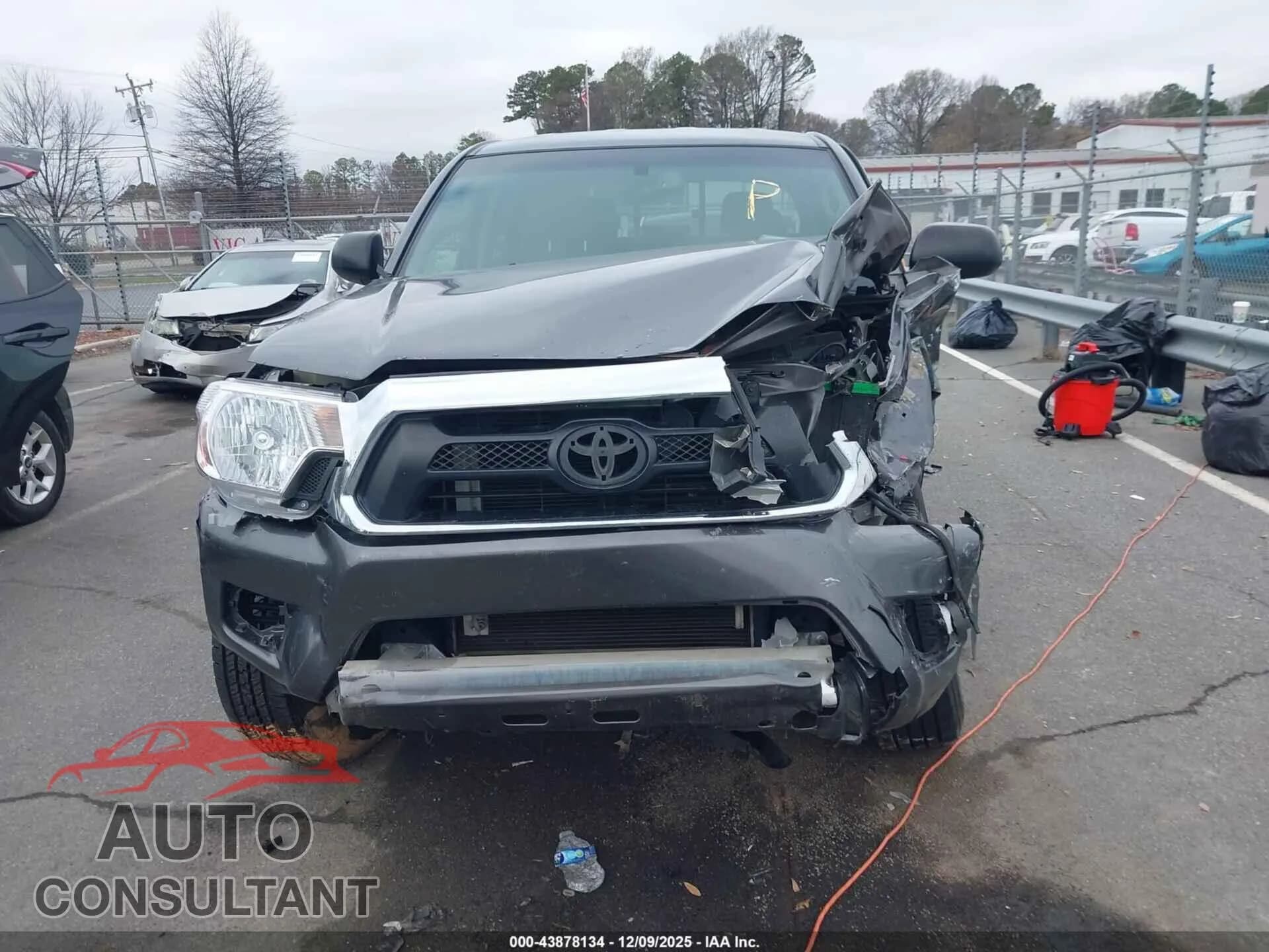 2013 TOYOTA TACOMA Damaged VIN 5TFMU4FN7DX018296 – photo 12 2013 TOYOTA TACOMA Damaged VIN 5TFMU4FN7DX018296 – photo 12