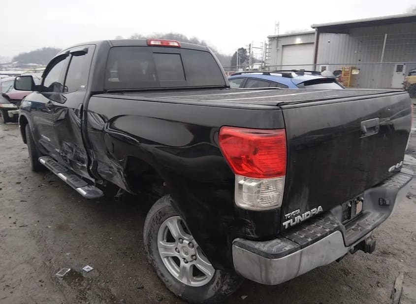 2012 TOYOTA Tundra Used VIN 5TFUW5F10CX255885 – engine bay 2012 TOYOTA Tundra Used VIN 5TFUW5F10CX255885 – engine bay