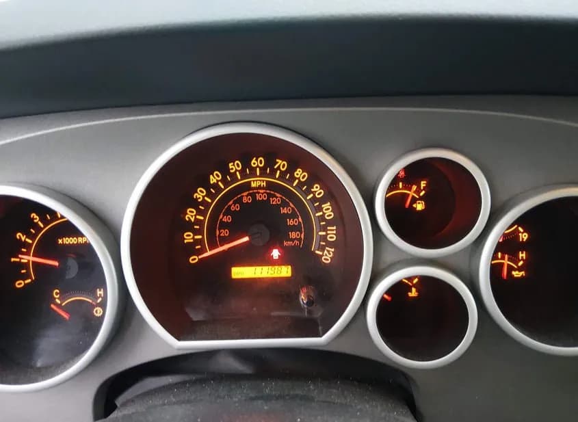 2012 TOYOTA Tundra Used VIN 5TFUW5F10CX255885 – photo 11 2012 TOYOTA Tundra Used VIN 5TFUW5F10CX255885 – photo 11