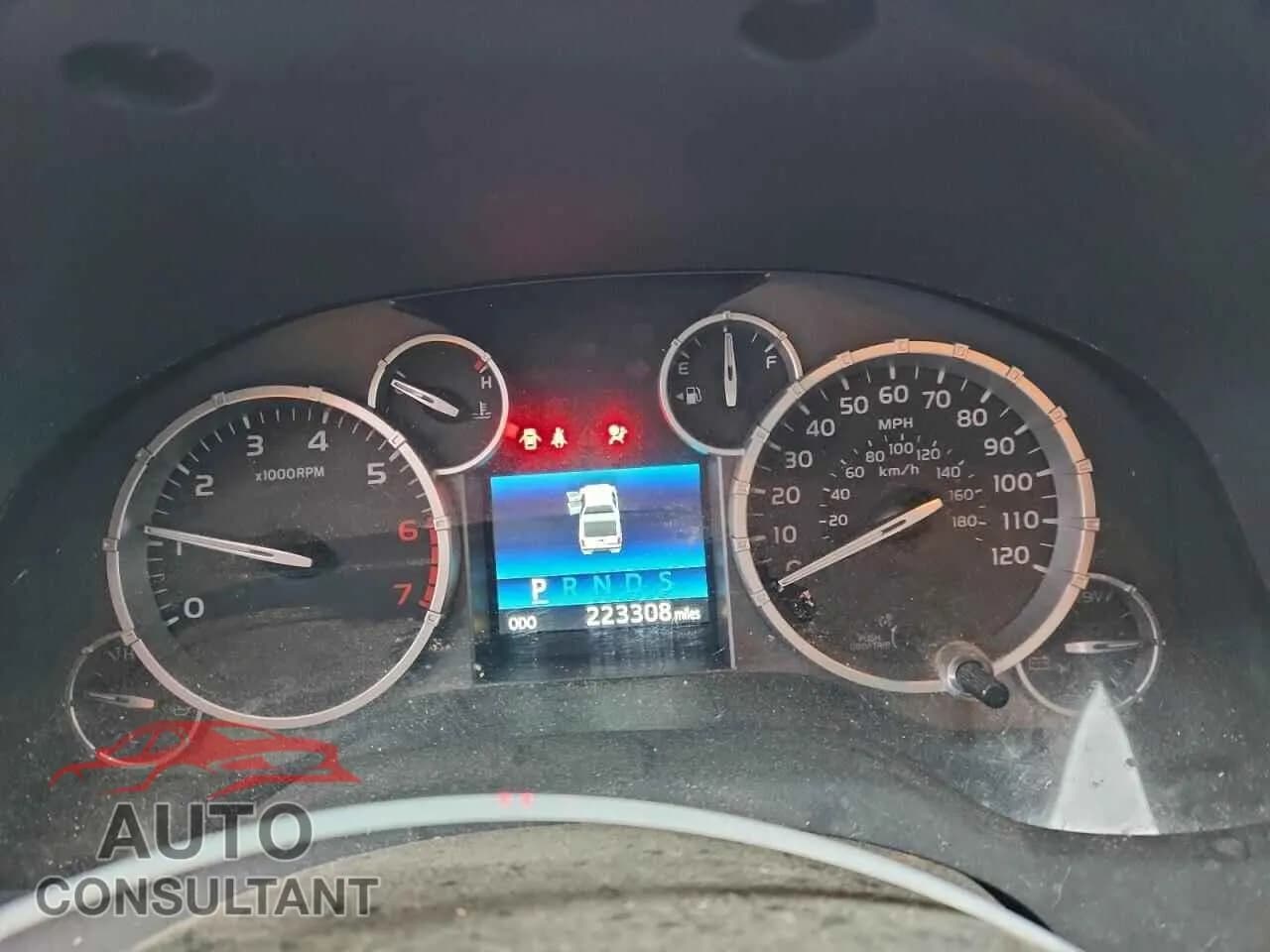 2014 TOYOTA TUNDRA Damaged VIN 5TFUW5F12EX353643 – trunk area 2014 TOYOTA TUNDRA Damaged VIN 5TFUW5F12EX353643 – trunk area