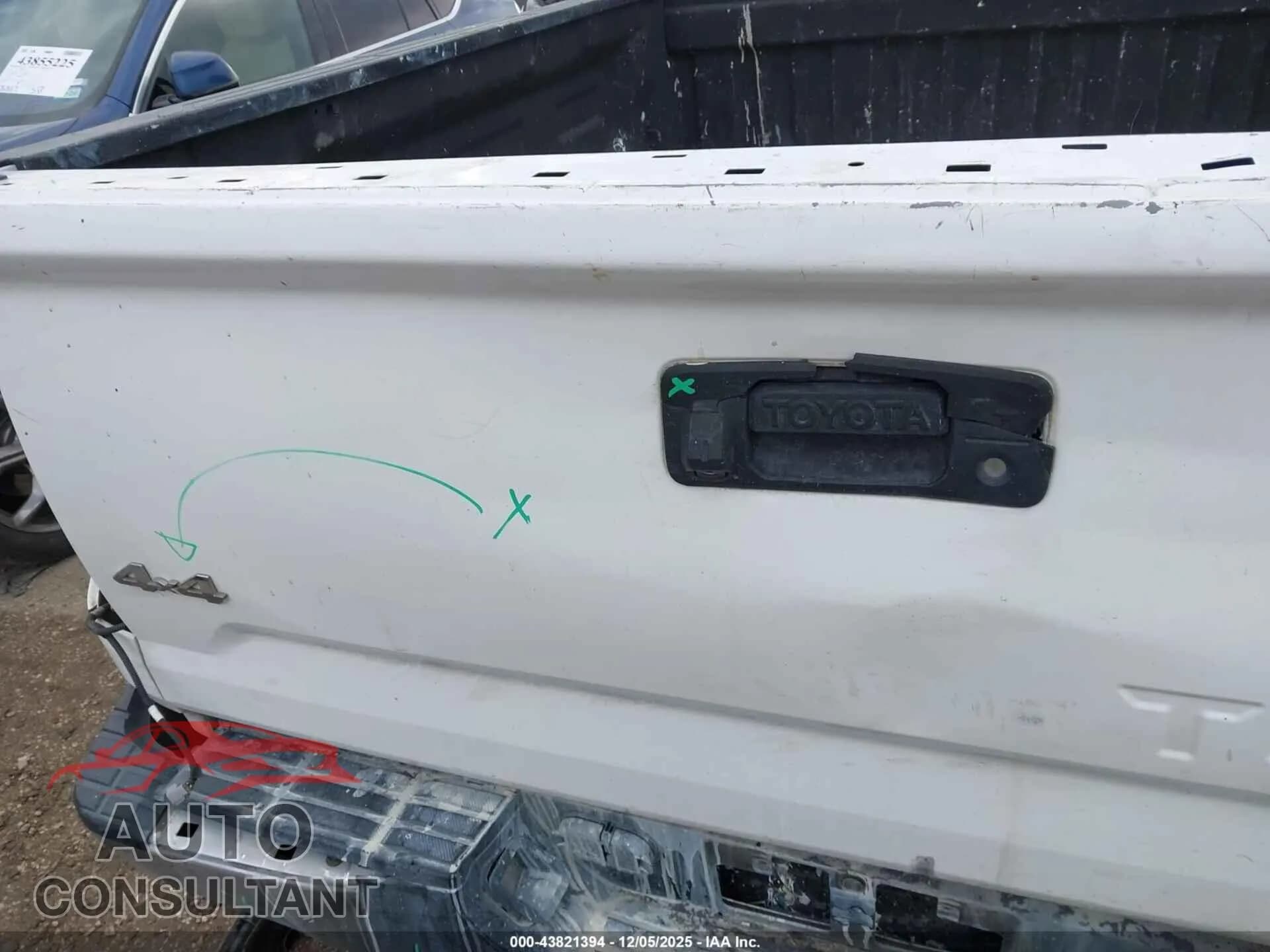 2018 TOYOTA TUNDRA Damaged VIN 5TFUW5F17JX716416 – photo 19 2018 TOYOTA TUNDRA Damaged VIN 5TFUW5F17JX716416 – photo 19