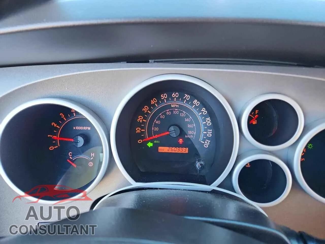 2010 TOYOTA TUNDRA Damaged VIN 5TFUW5F18AX134227 – trunk area 2010 TOYOTA TUNDRA Damaged VIN 5TFUW5F18AX134227 – trunk area