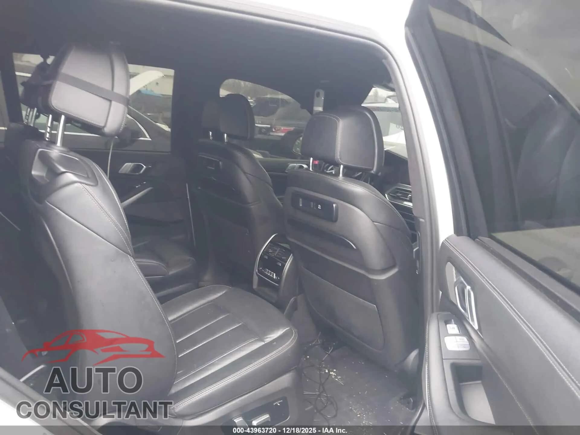 2019 BMW X7 Damaged VIN 5UXCW2C55KL085769 – undercarriage 2019 BMW X7 Damaged VIN 5UXCW2C55KL085769 – undercarriage