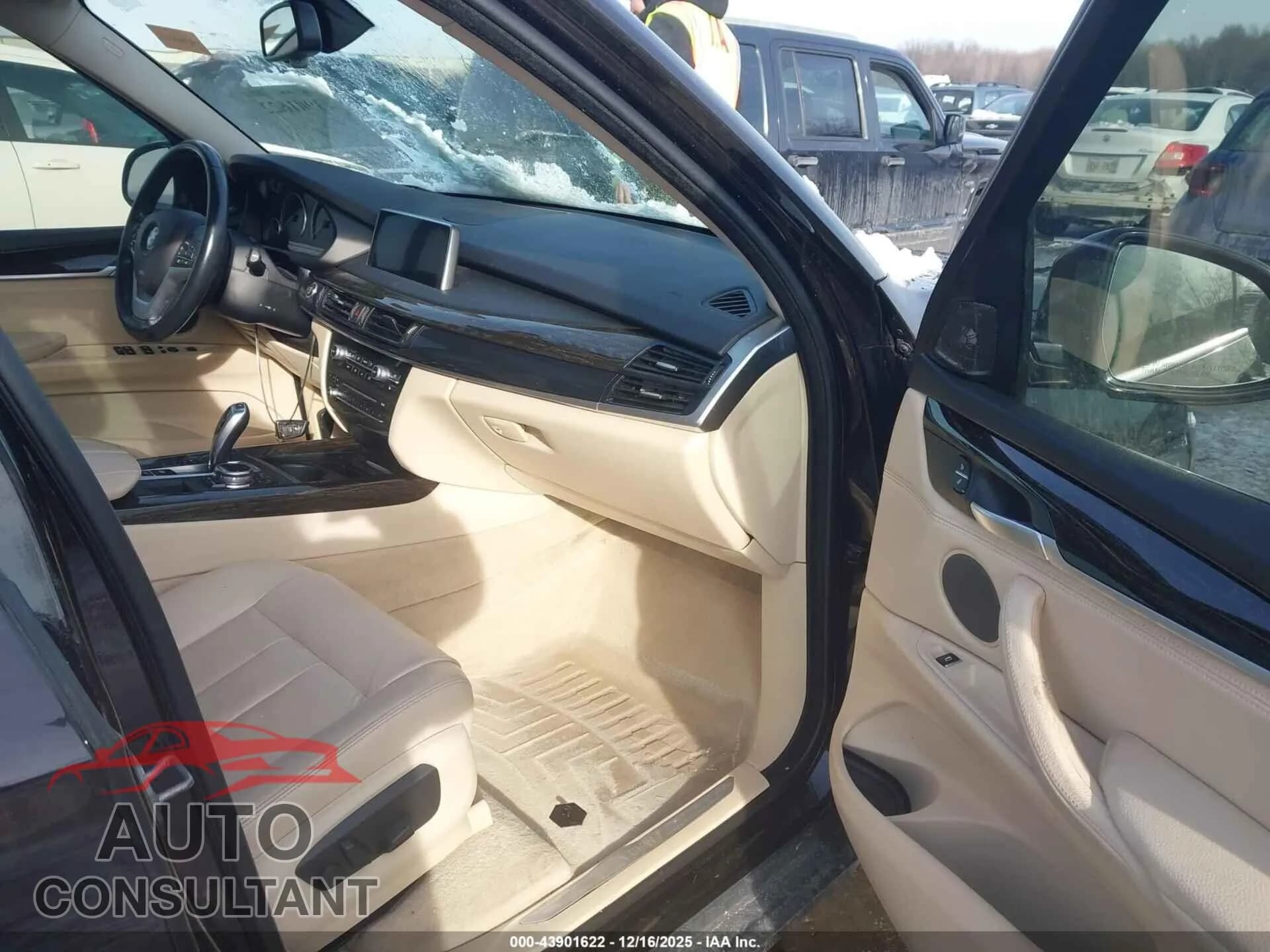 2014 BMW X5 Damaged VIN 5UXKR0C52E0K45006 – interior seats 2014 BMW X5 Damaged VIN 5UXKR0C52E0K45006 – interior seats