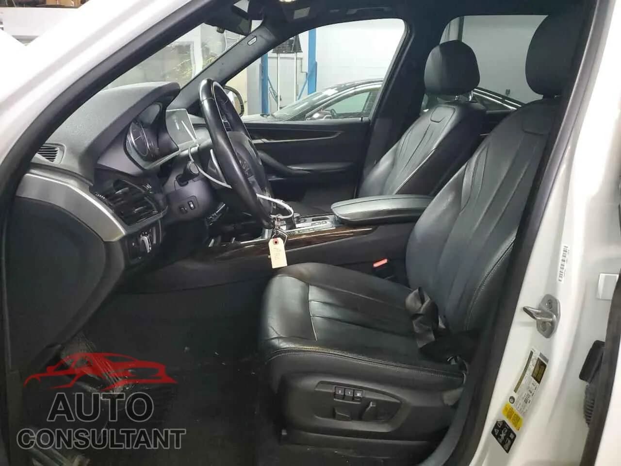 2018 BMW X5 Damaged VIN 5UXKR0C53JL077210 – exterior detail 2018 BMW X5 Damaged VIN 5UXKR0C53JL077210 – exterior detail