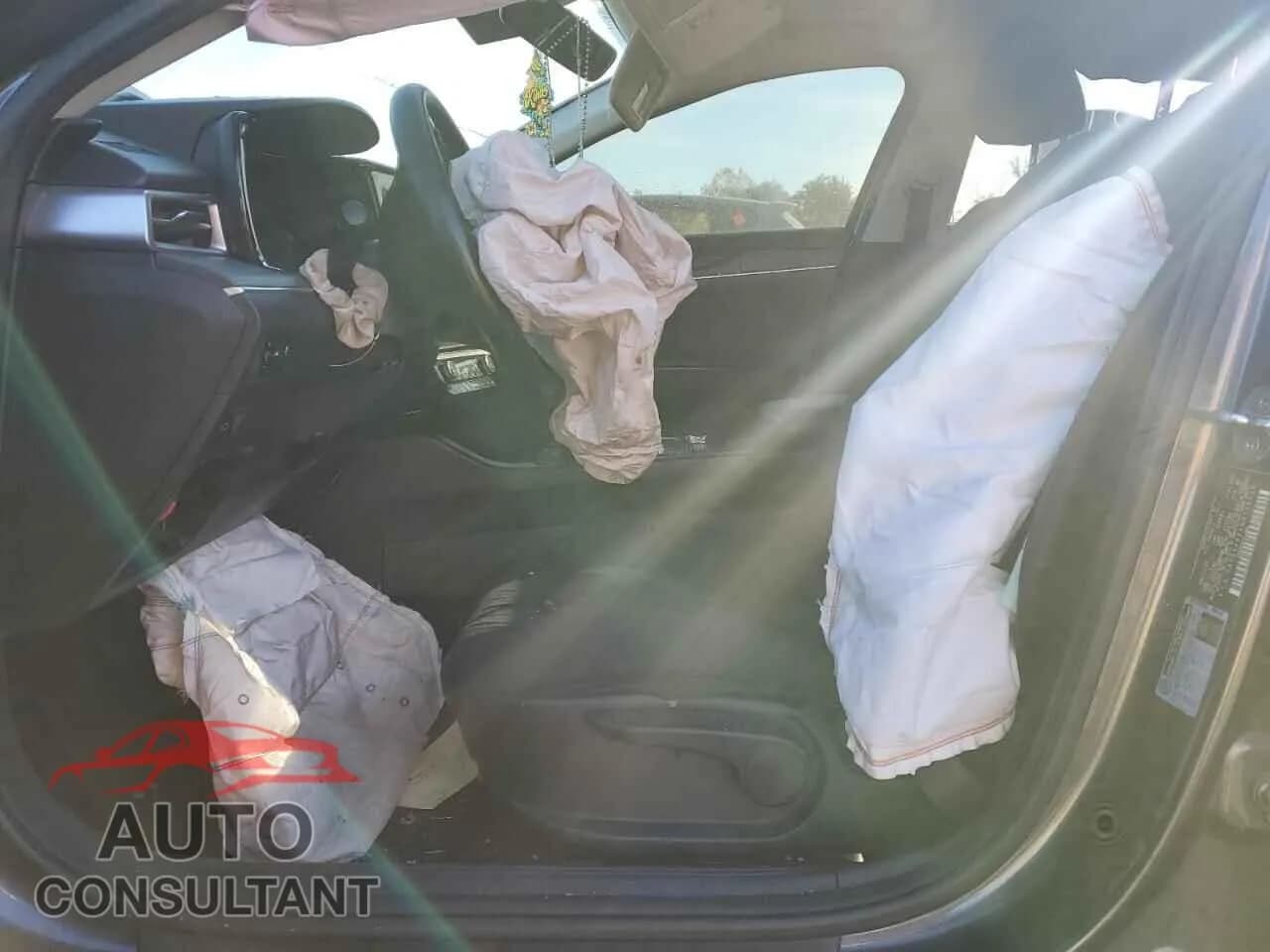 2022 KIA K5 Damaged VIN 5XXG14J2XNG166258 – exterior detail 2022 KIA K5 Damaged VIN 5XXG14J2XNG166258 – exterior detail