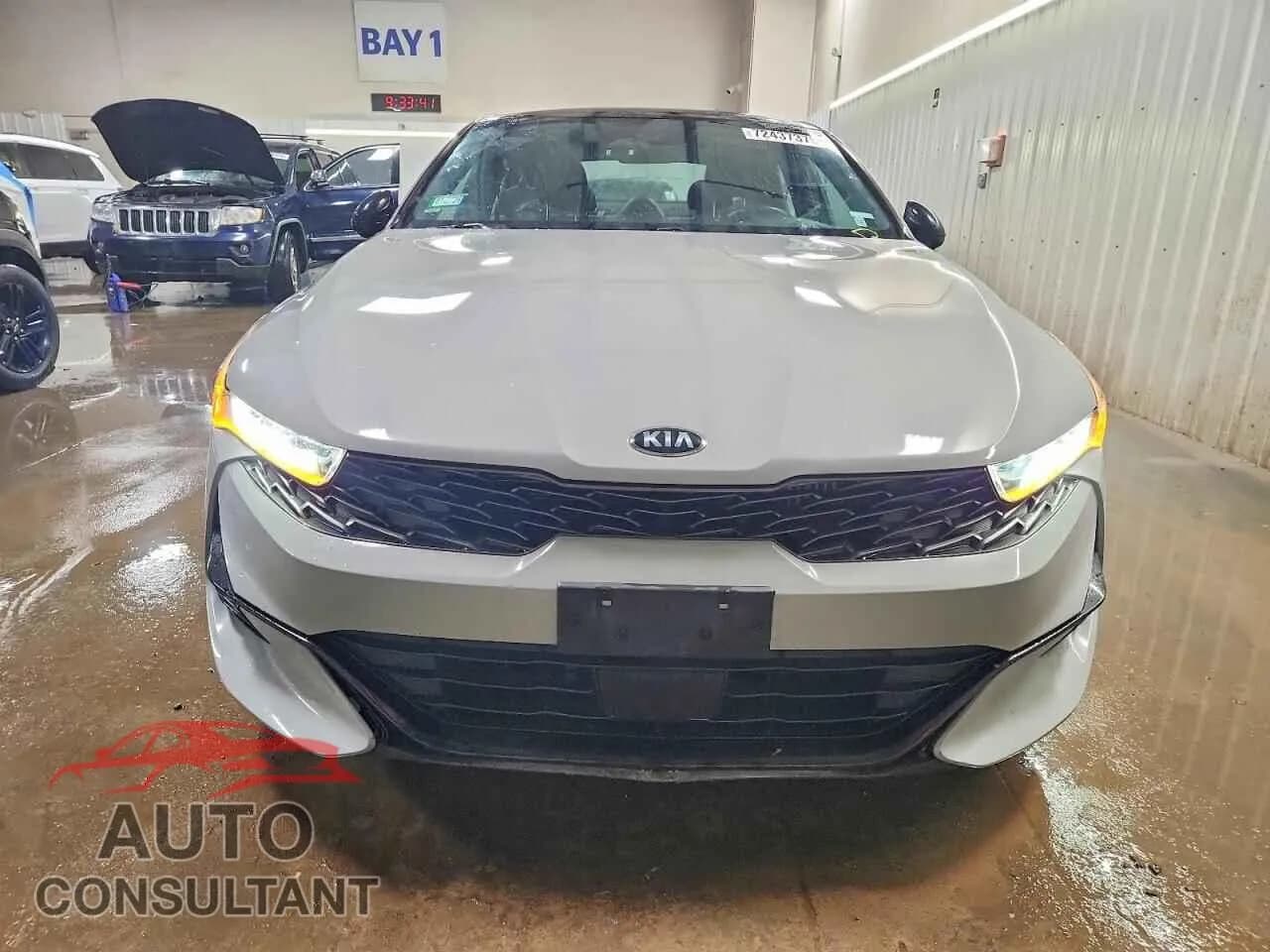 2021 KIA K5 Damaged VIN 5XXG64J24MG002634 – interior seats 2021 KIA K5 Damaged VIN 5XXG64J24MG002634 – interior seats