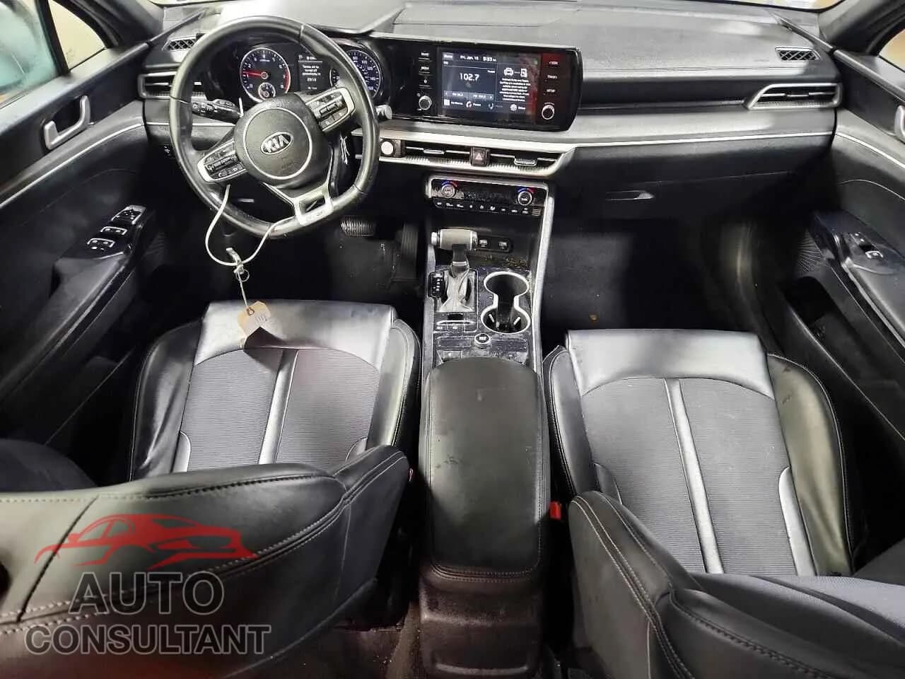 2021 KIA K5 Damaged VIN 5XXG64J24MG002634 – undercarriage 2021 KIA K5 Damaged VIN 5XXG64J24MG002634 – undercarriage