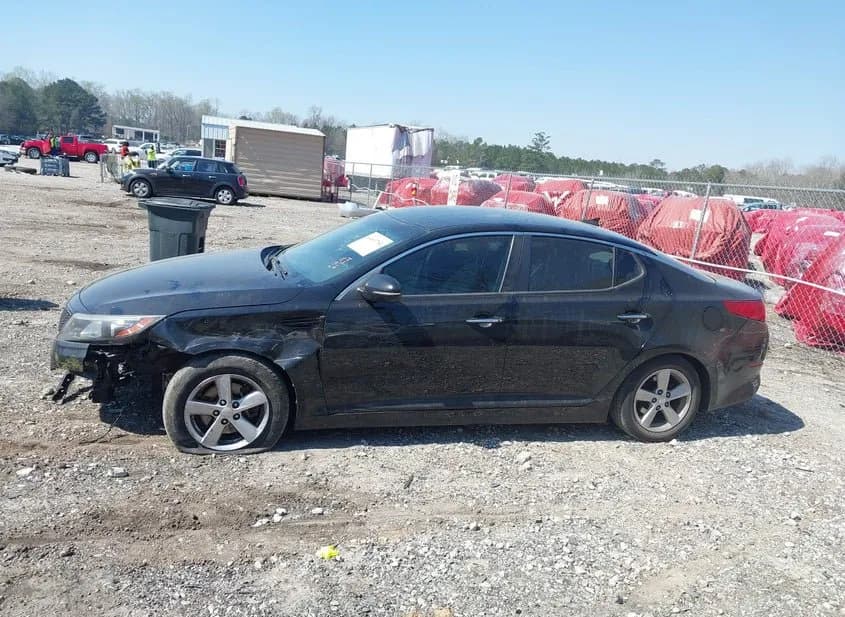 2015 KIA Optima Used VIN 5XXGM4A70FG441026 – rear exterior 2015 KIA Optima Used VIN 5XXGM4A70FG441026 – rear exterior