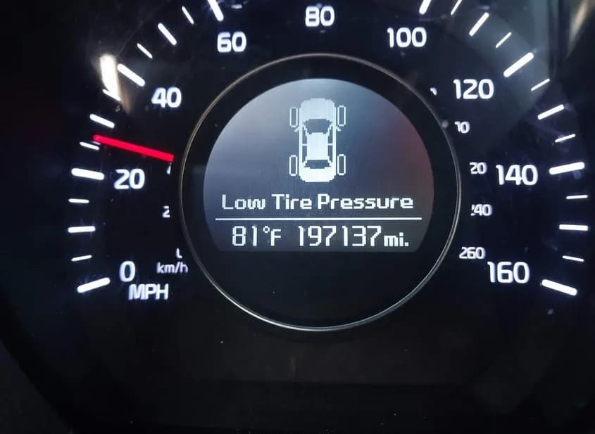 2015 KIA Optima Used VIN 5XXGM4A70FG441026 – interior seats 2015 KIA Optima Used VIN 5XXGM4A70FG441026 – interior seats