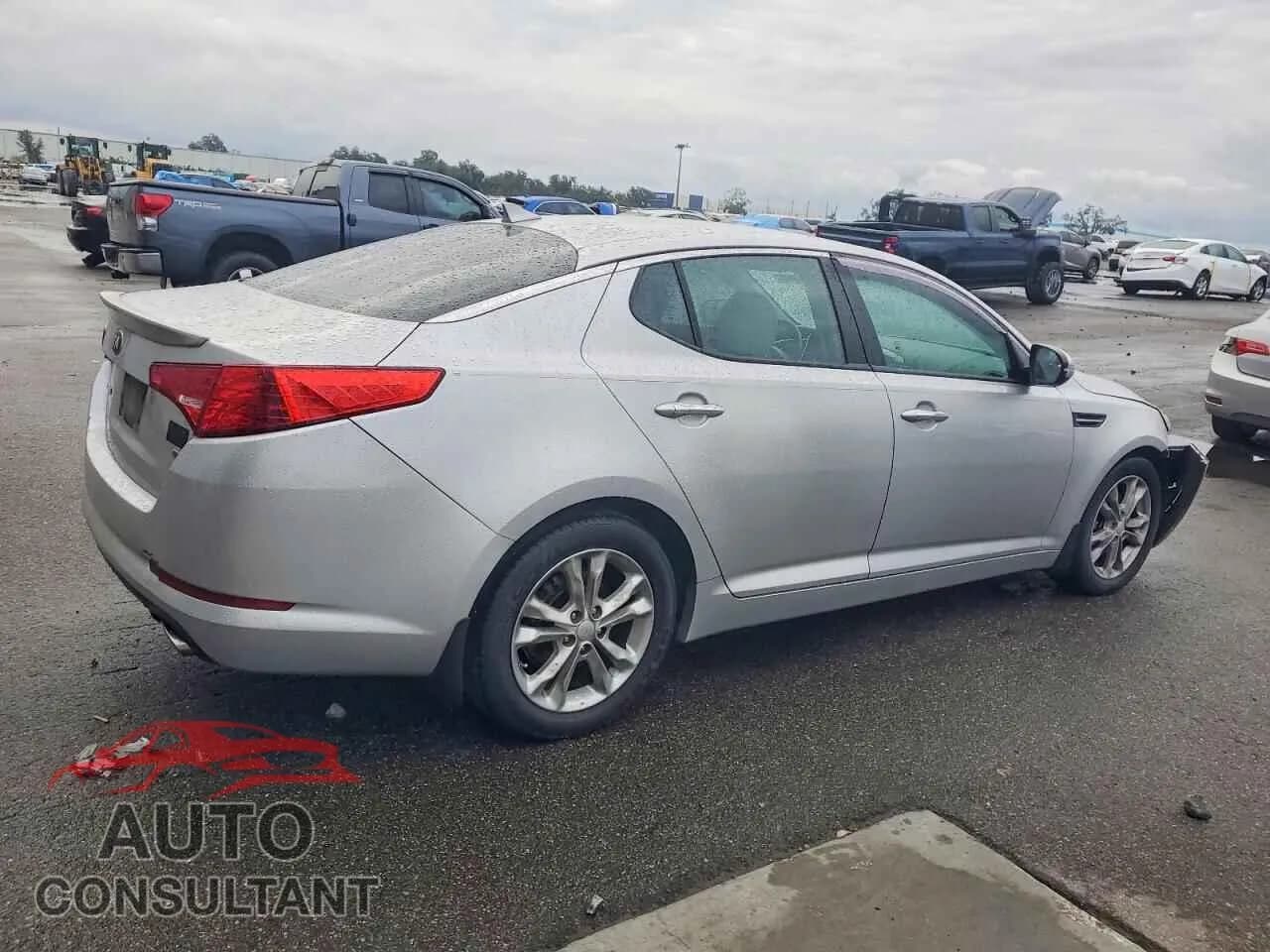 2013 KIA OPTIMA Damaged VIN 5XXGM4A75DG181039 – side profile 2013 KIA OPTIMA Damaged VIN 5XXGM4A75DG181039 – side profile