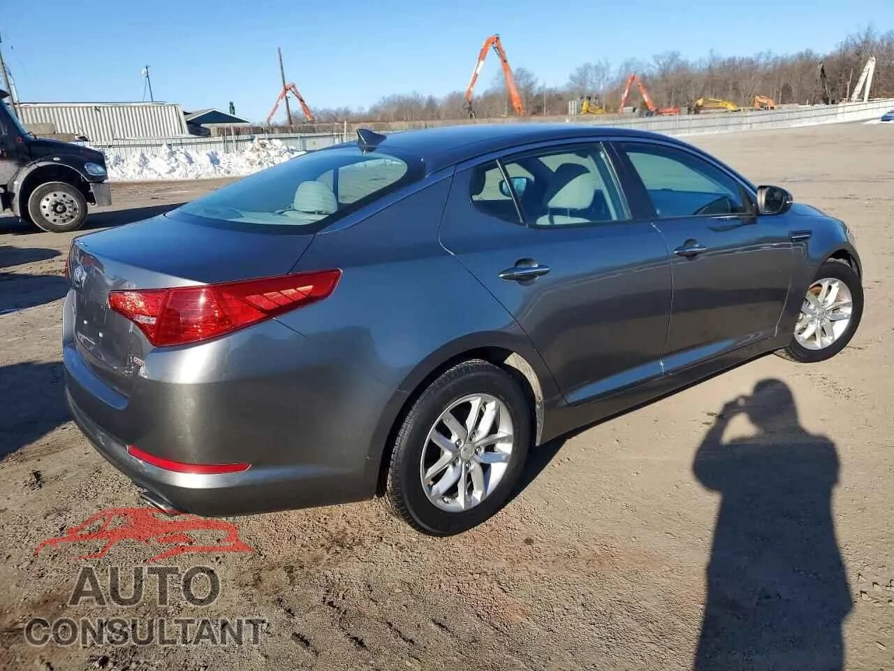 2013 KIA OPTIMA Damaged VIN 5XXGM4A79DG181853 – side profile 2013 KIA OPTIMA Damaged VIN 5XXGM4A79DG181853 – side profile