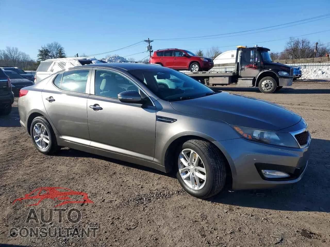 2013 KIA OPTIMA Damaged VIN 5XXGM4A79DG181853 – dashboard 2013 KIA OPTIMA Damaged VIN 5XXGM4A79DG181853 – dashboard