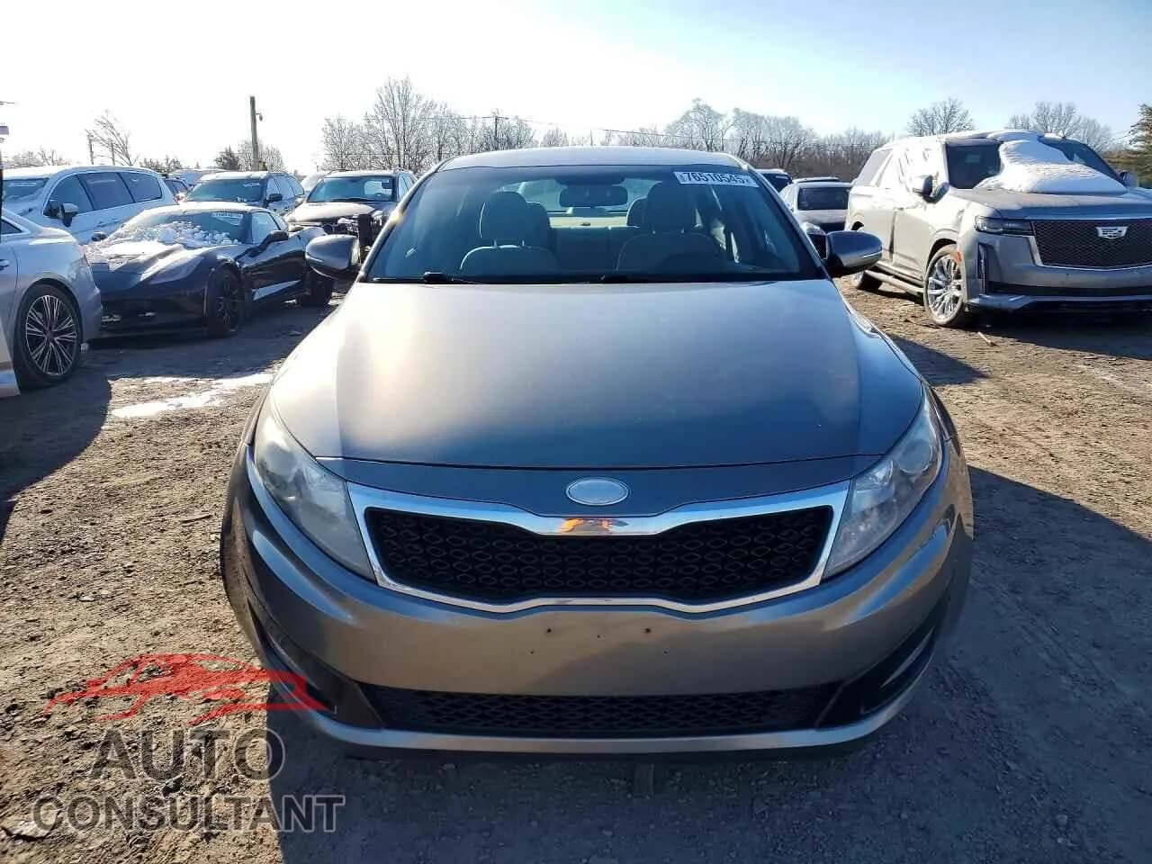 2013 KIA OPTIMA Damaged VIN 5XXGM4A79DG181853 – interior seats 2013 KIA OPTIMA Damaged VIN 5XXGM4A79DG181853 – interior seats