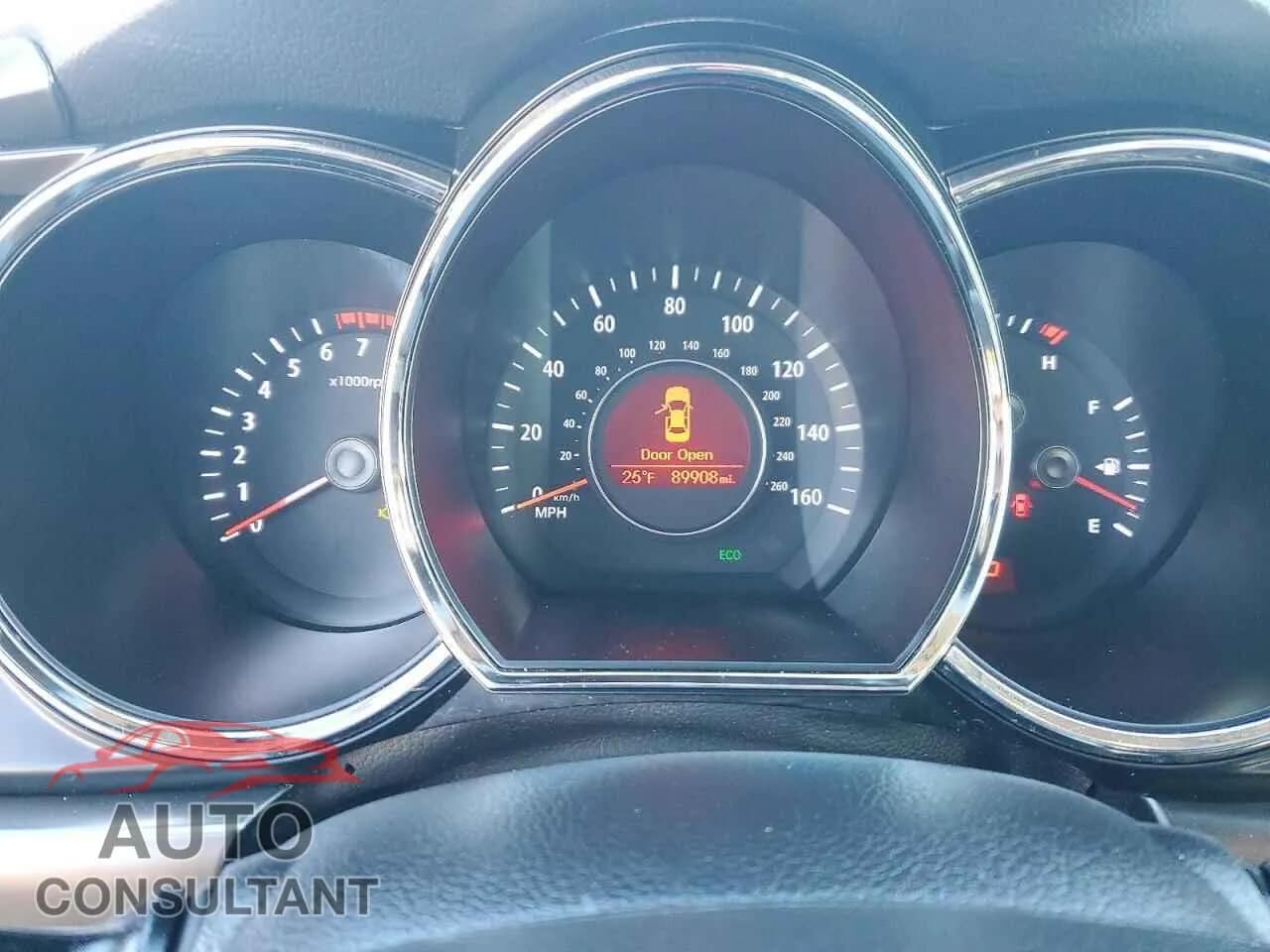 2013 KIA OPTIMA Damaged VIN 5XXGM4A79DG181853 – trunk area 2013 KIA OPTIMA Damaged VIN 5XXGM4A79DG181853 – trunk area