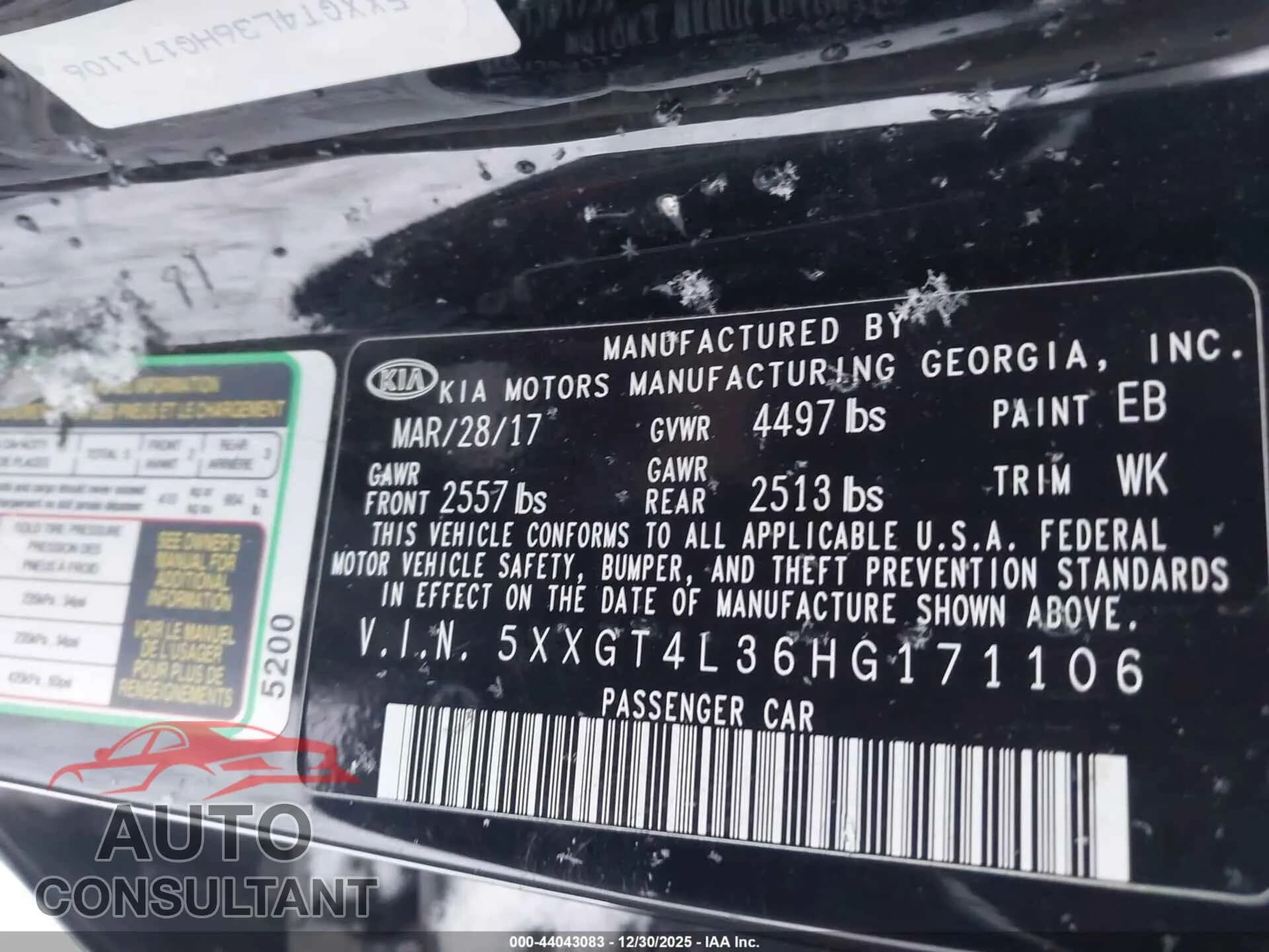 2017 KIA OPTIMA Damaged VIN 5XXGT4L36HG171106 – trunk area 2017 KIA OPTIMA Damaged VIN 5XXGT4L36HG171106 – trunk area