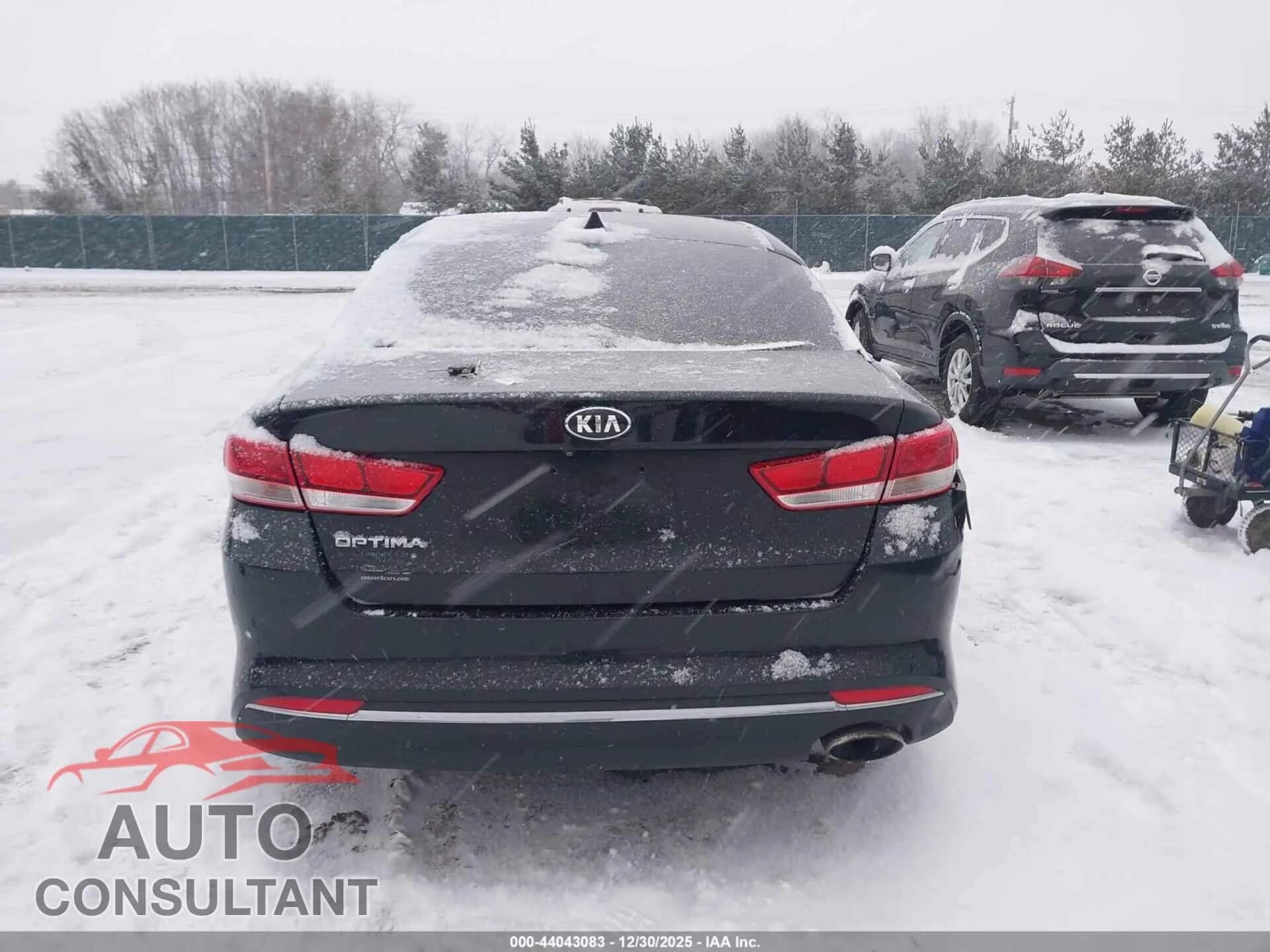 2017 KIA OPTIMA Damaged VIN 5XXGT4L36HG171106 – photo 16 2017 KIA OPTIMA Damaged VIN 5XXGT4L36HG171106 – photo 16