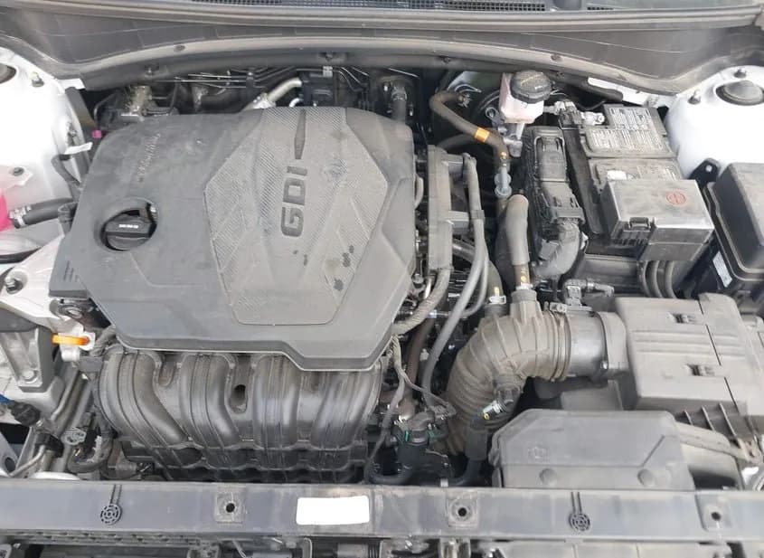 2025 KIA Sportage Used VIN 5XYK43DF0SG302141 – trunk area 2025 KIA Sportage Used VIN 5XYK43DF0SG302141 – trunk area