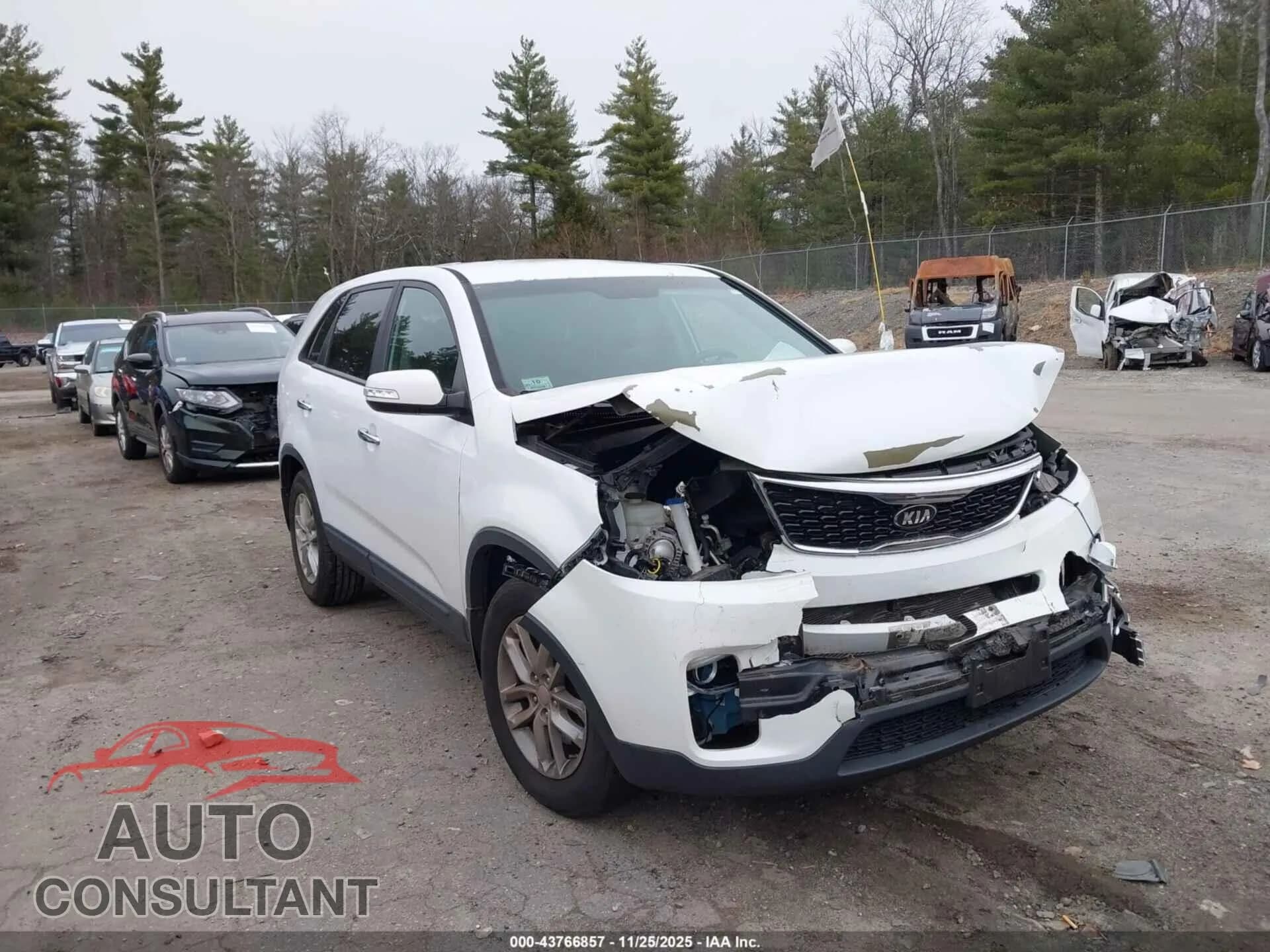 2015 KIA SORENTO Damaged VIN 5XYKT3A65FG648313 – front exterior 2015 KIA SORENTO Damaged VIN 5XYKT3A65FG648313 – front exterior