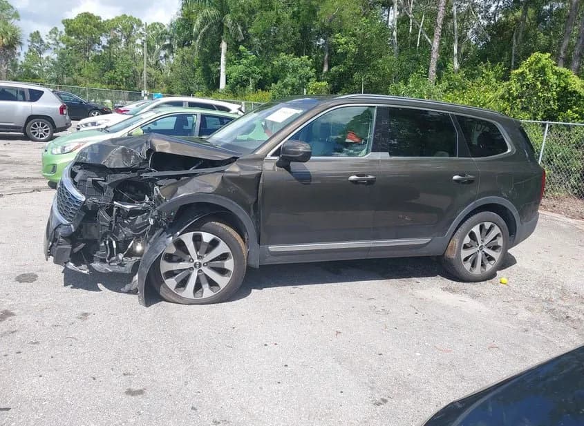 2020 KIA Telluride Used VIN 5XYP64HC5LG009486 – rear exterior 2020 KIA Telluride Used VIN 5XYP64HC5LG009486 – rear exterior