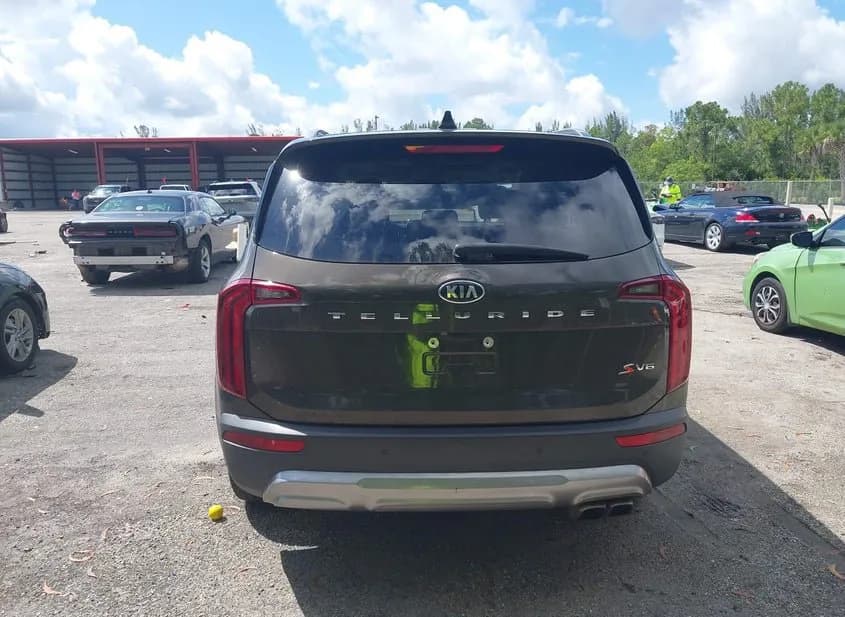 2020 KIA Telluride Used VIN 5XYP64HC5LG009486 – exterior detail 2020 KIA Telluride Used VIN 5XYP64HC5LG009486 – exterior detail