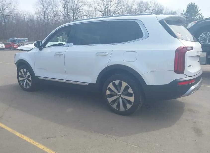 2020 KIA Telluride Used VIN 5XYP6DHC6LG085184 – engine bay 2020 KIA Telluride Used VIN 5XYP6DHC6LG085184 – engine bay