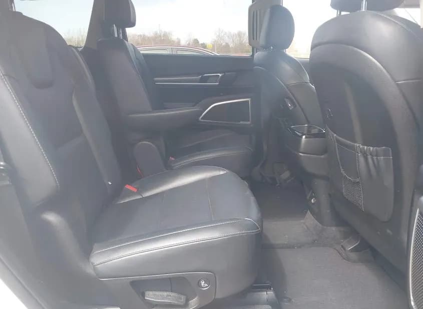 2020 KIA Telluride Used VIN 5XYP6DHC6LG085184 – undercarriage 2020 KIA Telluride Used VIN 5XYP6DHC6LG085184 – undercarriage